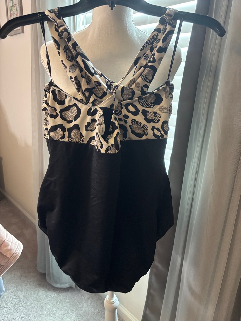 Miraclesuit Cloisonné It’s a Wrap one piece bathing suit - Picture 3 of 3